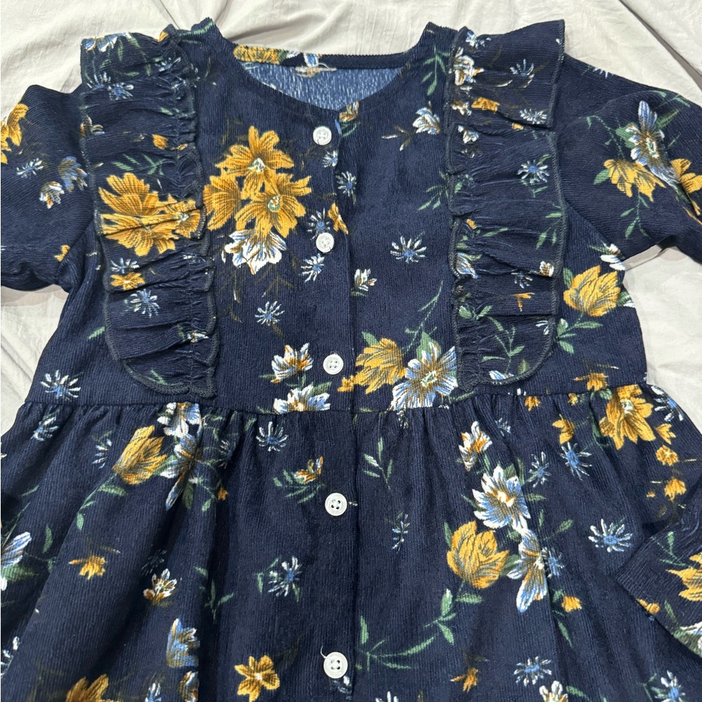 Girls floral dress! Size 8. Worn only a few times.